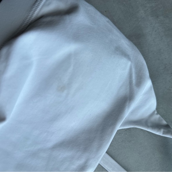 NWOT lululemon WHITE sports bra - Picture 10 of 10